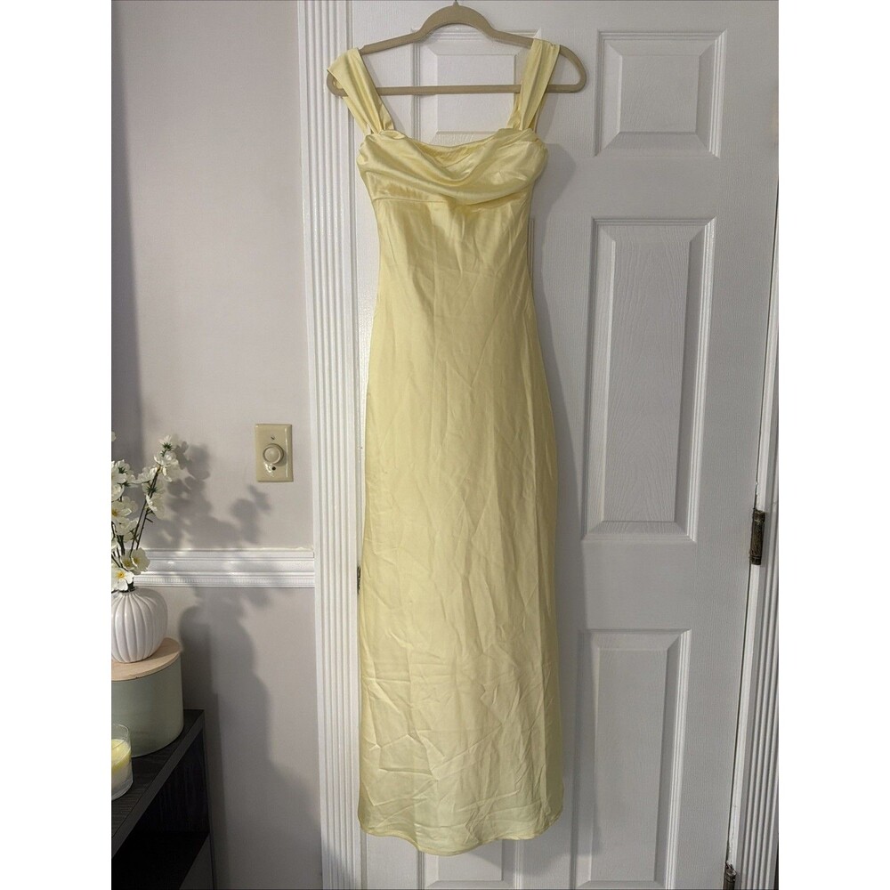 Princess Polly Azura Off The Shoulder Maxi Dress Yellow US 2 - Picture 1 of 3